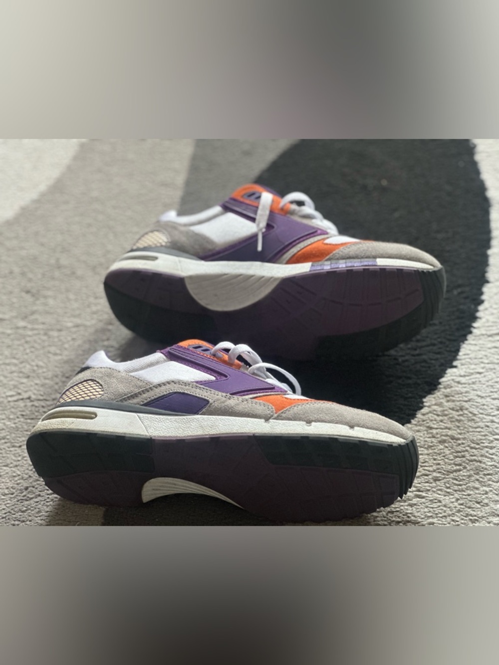 Brooks White Purple Orange Men’s Athletic Sneakers - Picture 2 of 3